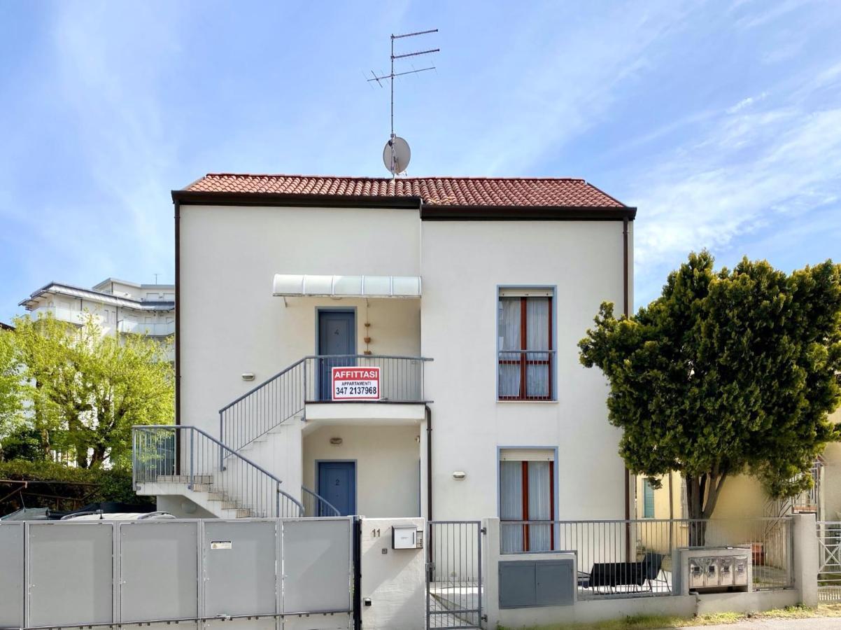 Villa Santin Carraro Immobiliare - Family Apartments Τζεσόλο Λίντο Εξωτερικό φωτογραφία